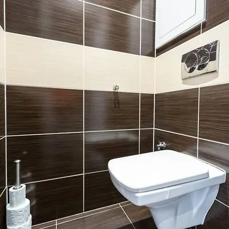 3-bed Bliss: Modern & Spacious * Martin